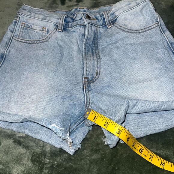 John Galt Denim Shorts Women Medium Blue 100% Cotton Medium Wash Pockets Raw Hem - Picture 5 of 7